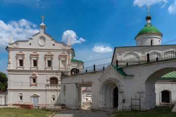 Церковь Усекновения Главы Иоанна Предтечи при Архиерейском доме в Рязанском кремле.