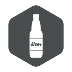 Icono plano con texto Beer en etiqueta botella de cerveza en hexágono color gris