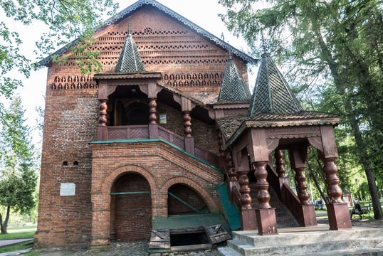 F&uuml;rstenkammer auf dem Gel&auml;nde des Kreml in Uglitsch, Russland