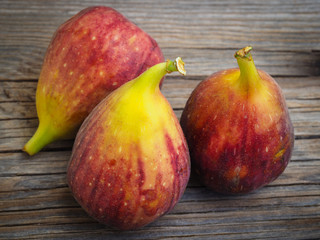 Fresh fruit figs on old boards