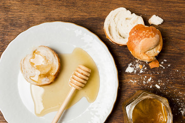 Honey stain with breakfast