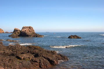 Fototapeta na wymiar rocks, sea and coast at St. Abbs, Berwickshire, scotland