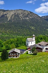 Fototapeta na wymiar Wamberg bei Garmisch-Partenkirchen
