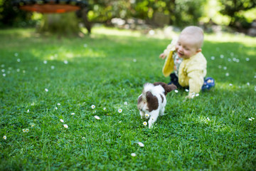 im garten spielen