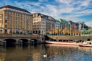 ufer an der binnenalster in hamburg, deutschland