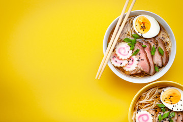 Fototapeta na wymiar Japanese nodle soup ramen