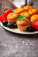 Summer mini cupcakes with berry