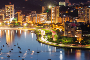 Fototapeta na wymiar andscape of the city of Rio de Janeiro at night, South zone of Rio.
