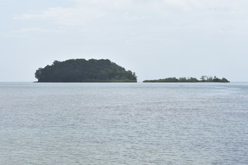 Ocean island panama rocks