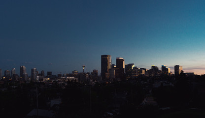 new york skyline at sunset