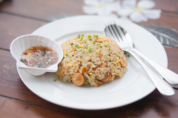 Fried rice with vegetables and sausage