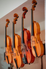4 Violins 