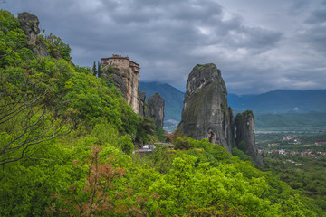 Fototapeta na wymiar Roussanou monastery in Meteora valley