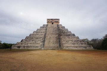 Obraz na płótnie Canvas Chichen Itza - Maya Kultur in Mexiko
