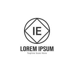 Obraz premium Initial IE logo template with modern frame. Minimalist IE letter logo vector illustration