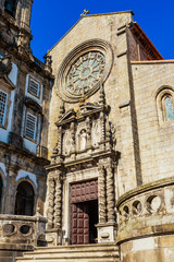 Fototapeta premium Facade of Church of Saint Francis (Igreja de Sao Francisco) in Porto city on Iberian Peninsula, second largest city in Portugal.