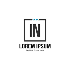 Obraz premium Initial IN logo template with modern frame. Minimalist IN letter logo vector illustration