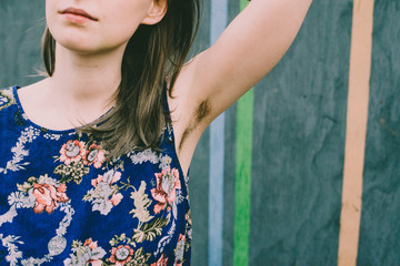 Obraz premium hairy armpit pretty girl