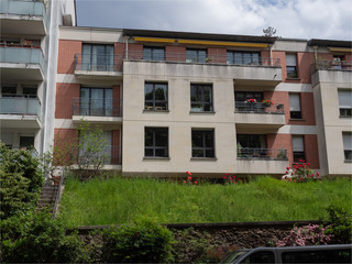 maison moderne avenue René Coty à Paris