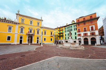 Fototapeta na wymiar Piazza del Mercato in Brescia