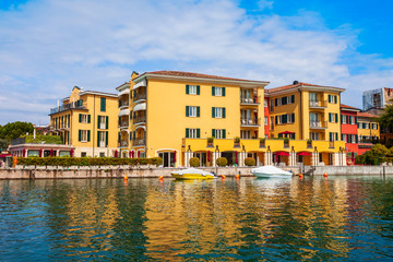 Obraz premium Scaligero Castle aerial view, Sirmione