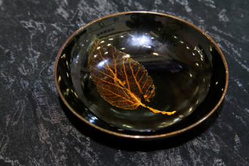 Leaf blade in the bowls