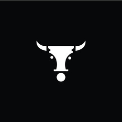 pion bulls logo