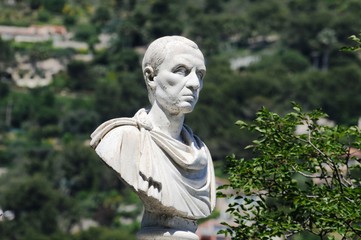 Fototapeta premium Village d’Eze dans les Alpes Maritimes (Côte d’Azur-Midi de la France)