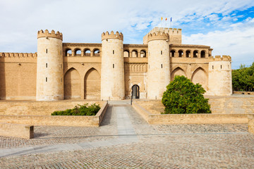 Fototapeta premium The Aljaferia Palace in Zaragoza