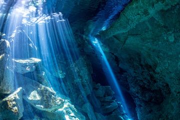 Meksyk cenote Chikin ha © Wojciech
