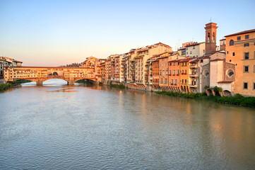 A view of the Arno River and the Ponte Vecchio in Florence, Italy.