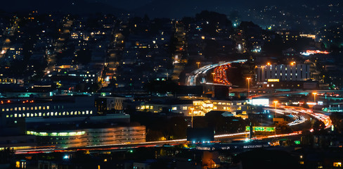 Fototapeta na wymiar View of San Francisco's highways at night