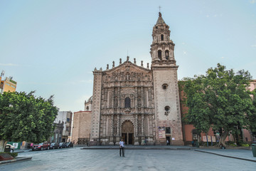 Fototapeta na wymiar June 20, 2019 San Luis Potosí, Mexico:Churches of the historic center of the colonial city of San Luis Potosí Mexico