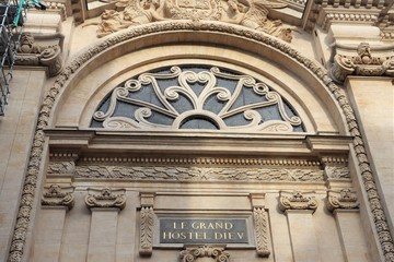 Ville de Lyon - Grand Hôtel Dieu rénové en 2018