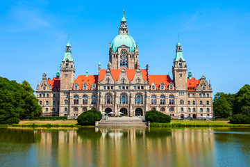 New Town Hall in Hannover - obrazy, fototapety, plakaty