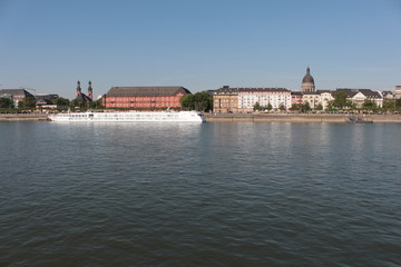 View on the Mainz from the Rhine river