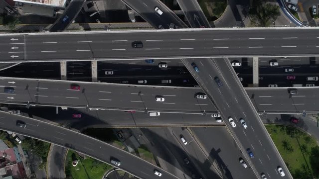 Timelapse of a Highway in Mexico City 
