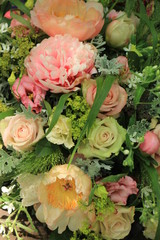 Mixed pink spring bouquet: roses and peonies