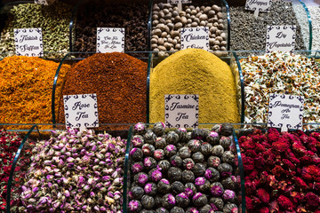 Various spice on sale at at Istanbul Spice Bazaar (Egyptian Bazaar), Turkey
