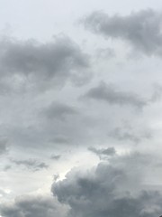 Obraz premium Clouds, white-gray skies that are about to rain 