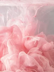 Abwaschbare Fototapete Candy Pink Acrylfarben und Tusche in Wasser. Abstrakter Hintergrund, Wolke aus seidiger Tinte im Wasser auf weißem, isoliertem Hintergrund, Tintentropfen im Wasser, rosa Tintenspritzer