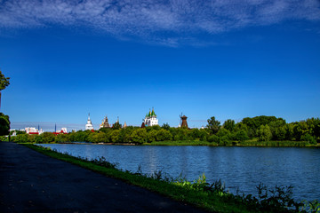 Clouds in the land of illusions