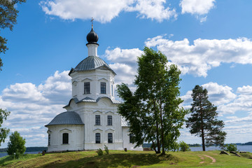 Церковь Воздвижения Честного Креста Господня в Ниловой Пустыни.