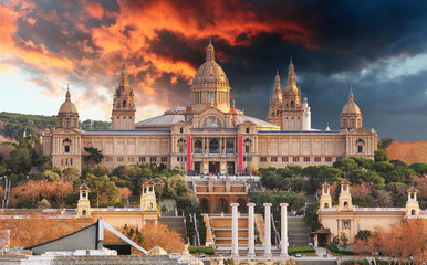 Plaque de España - Muzeum Narodowe, Barcelona - obrazy, fototapety, plakaty
