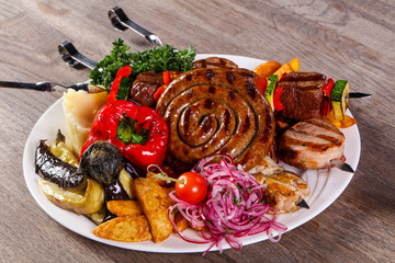 Pork and vegetables barbeque