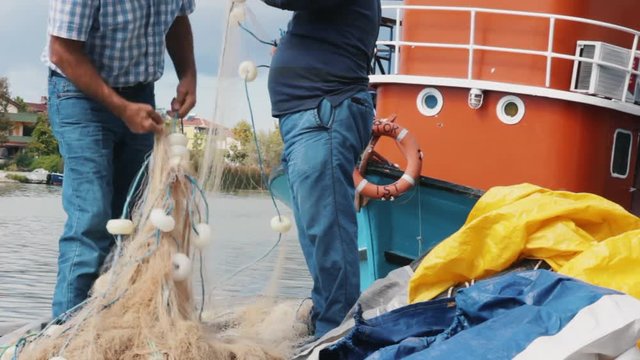 THE FISHERMEN ARE WORKING, FISHNET, BLACK SEA