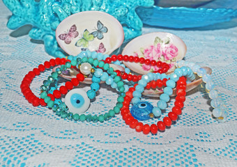 natural gemstone bracelets - turquoise and coral semi precious stones jewelry - summer fashion 