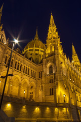 Fototapeta na wymiar Hungarian Parliament in Budapest in the evening