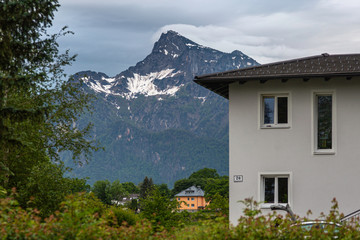 Fototapeta na wymiar The Untersberg from Salzburg