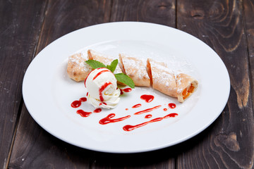strudel with ice cream